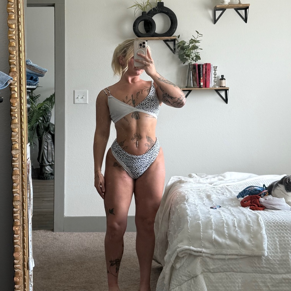 SHEIN black and White Bikini Swimwear